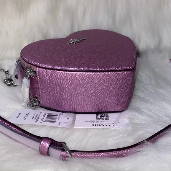 Coach Heart Crossbody New - Picture 12 of 15